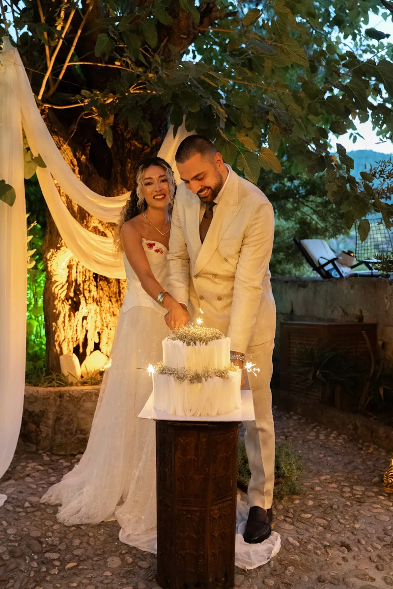 Fatoş ve Merthan engagement photo - Couple