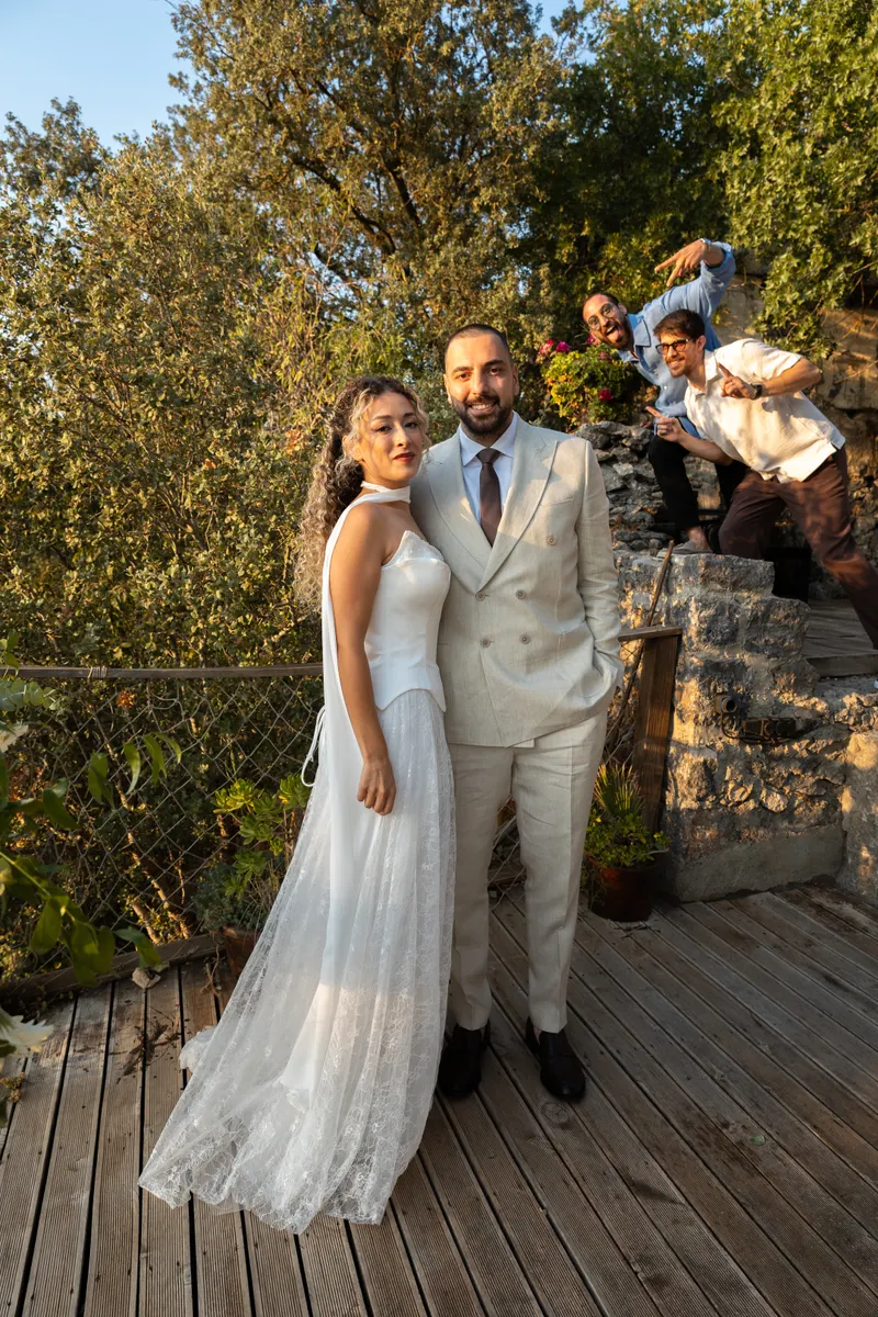 Fatoş ve Merthan engagement photo - Friends