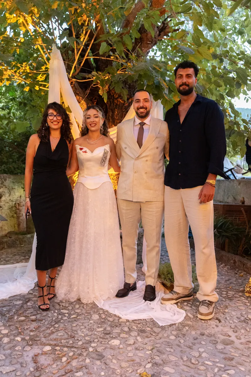 Fatoş ve Merthan engagement photo - Friends